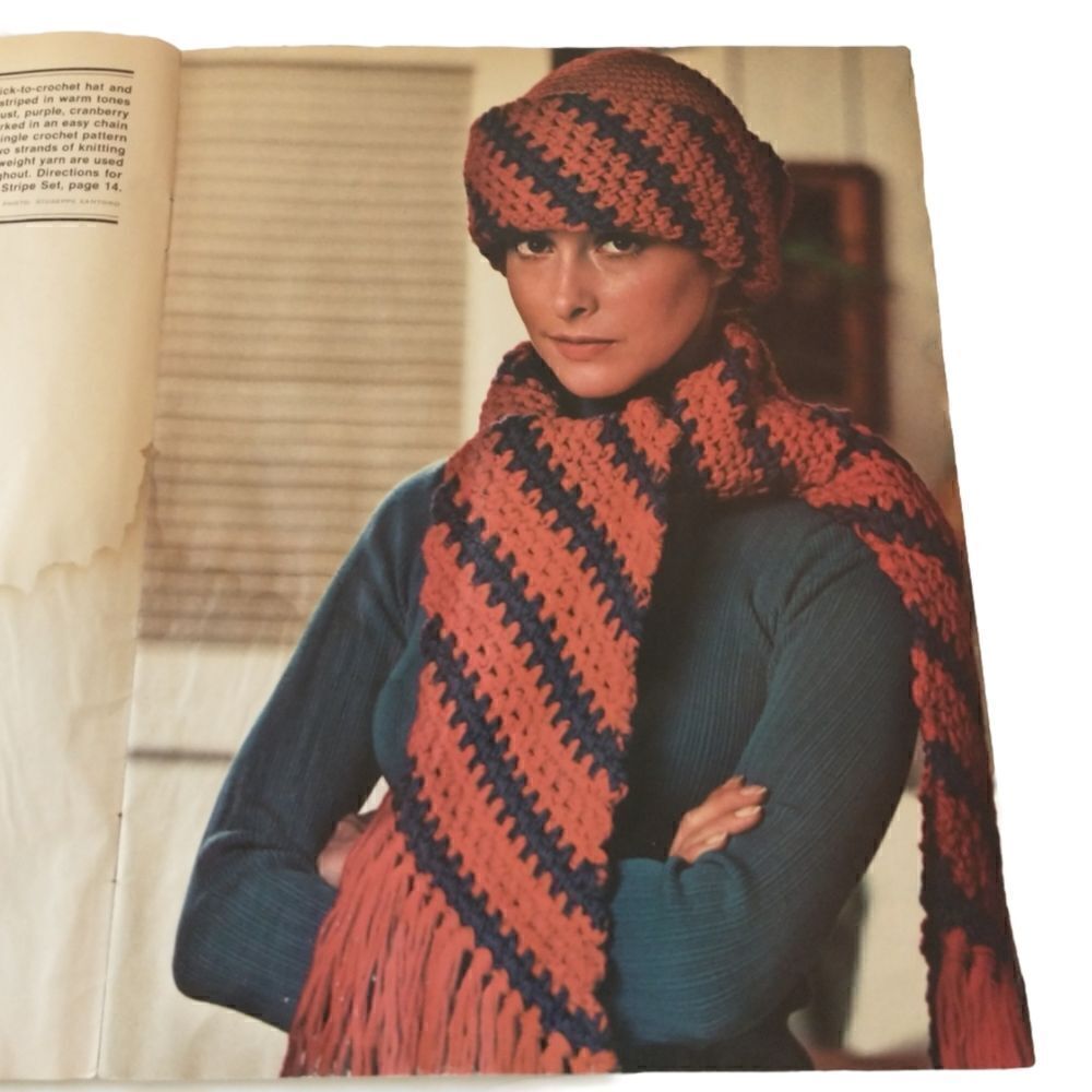 1976 McCall's Stitchery Quick Crochet Volume IV Patterns Hat Scarf Pillow Vests. - Picture 7 of 9